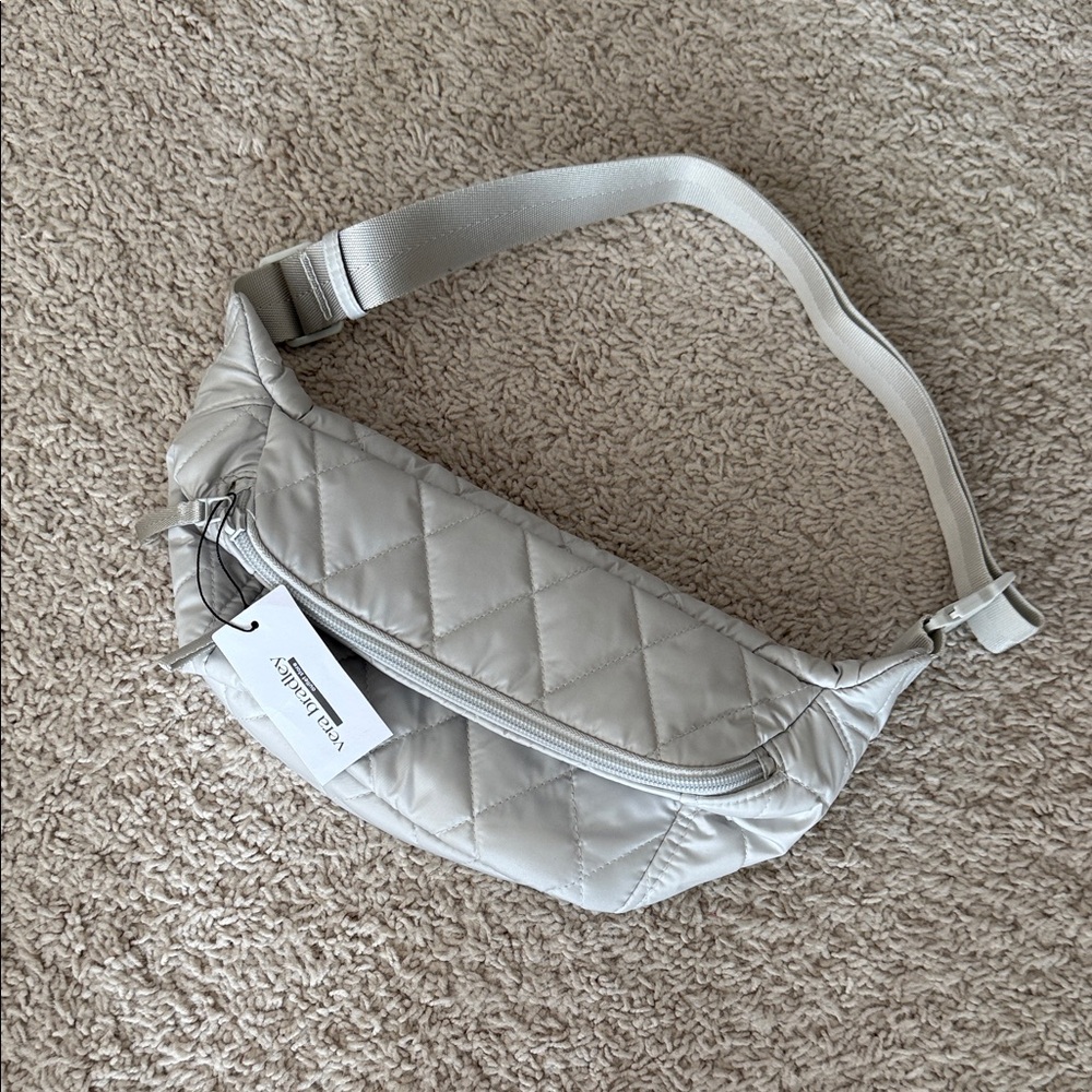 Vera Bradley Quilted Gray Belt Bag